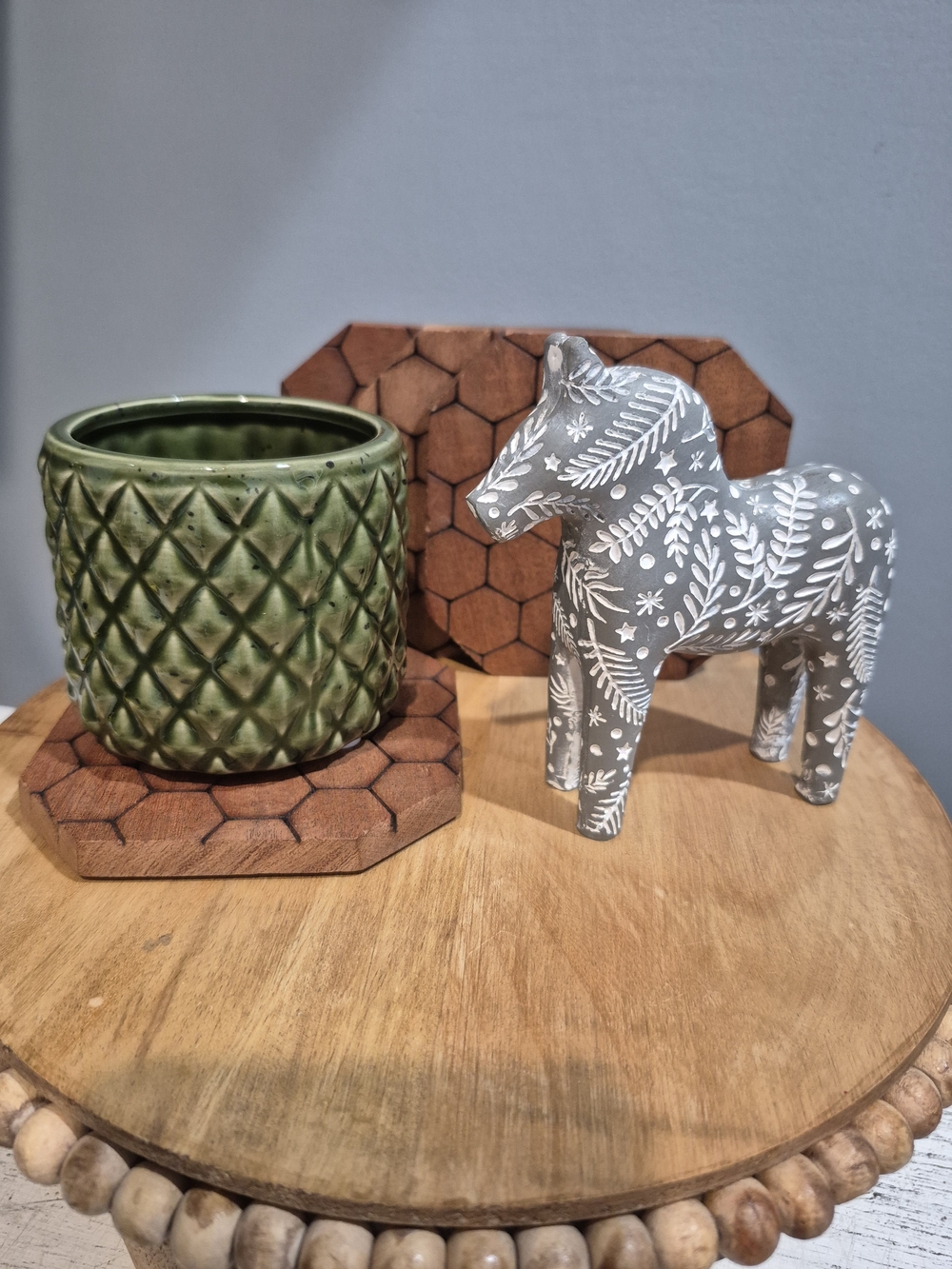 Modern Boho Decor Bundle - Textured Green Planter, 4 Coasters & Horse Figurine